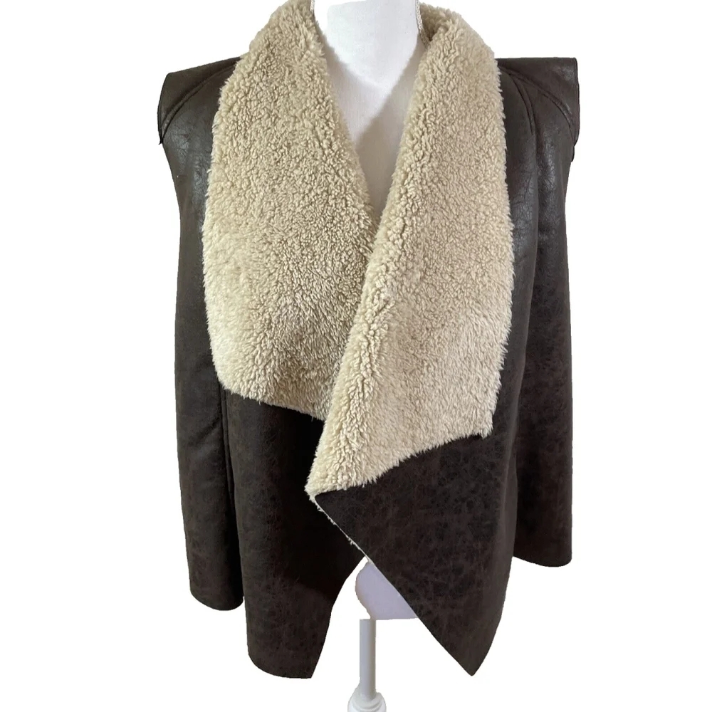 RD Style Vest Women's Sz L Brown Faux Suede Fur Lined Open Front Asymmetric